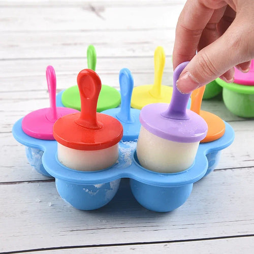 Molde de silicona de 7 cavidades para mini paletas heladas.